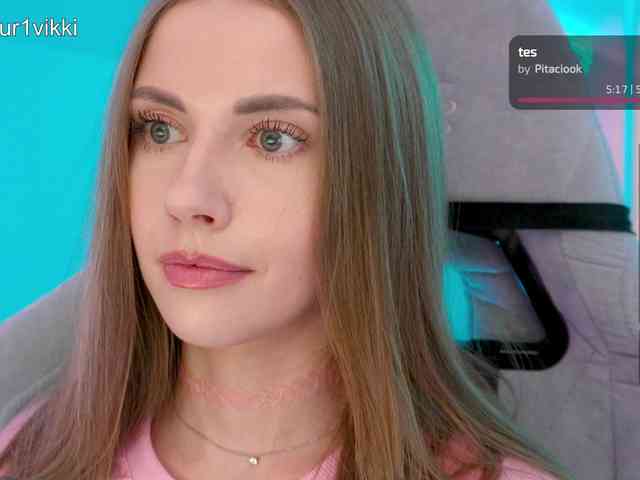 VikkiExtraCheese webcam