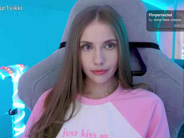 VikkiExtraCheese webcam