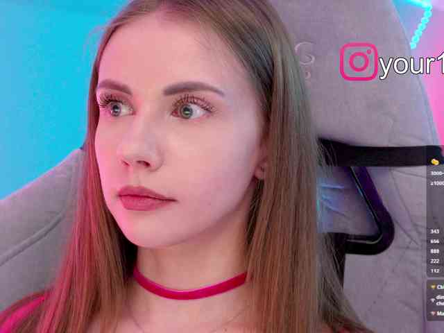 VikkiExtraCheese webcam