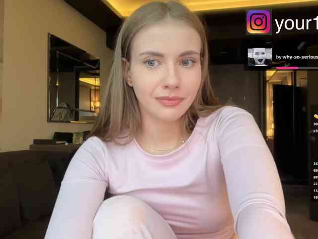 VikkiExtraCheese webcam