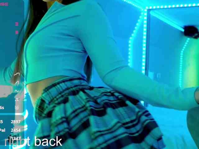 VikkiExtraCheese webcam
