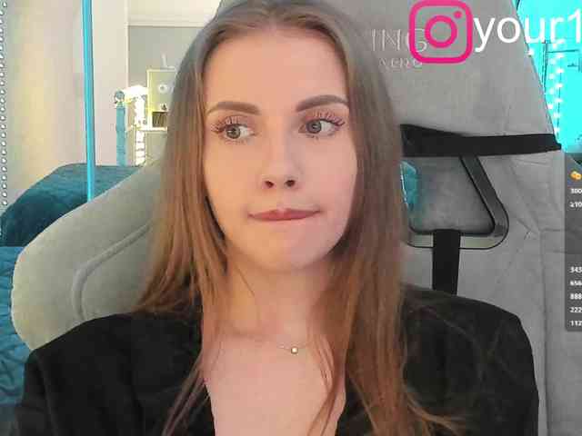 VikkiExtraCheese webcam