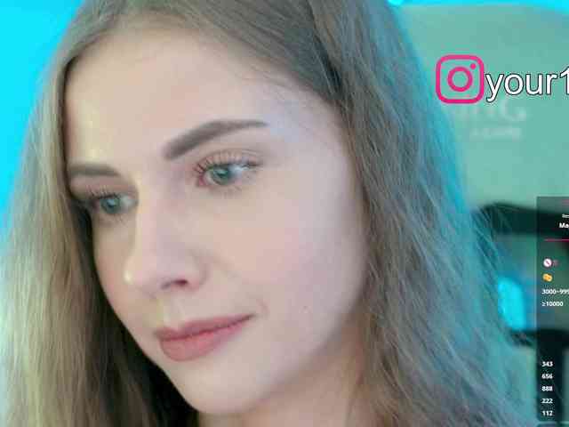 -VikkiL0vesChees... Live Webcam on BongaCams