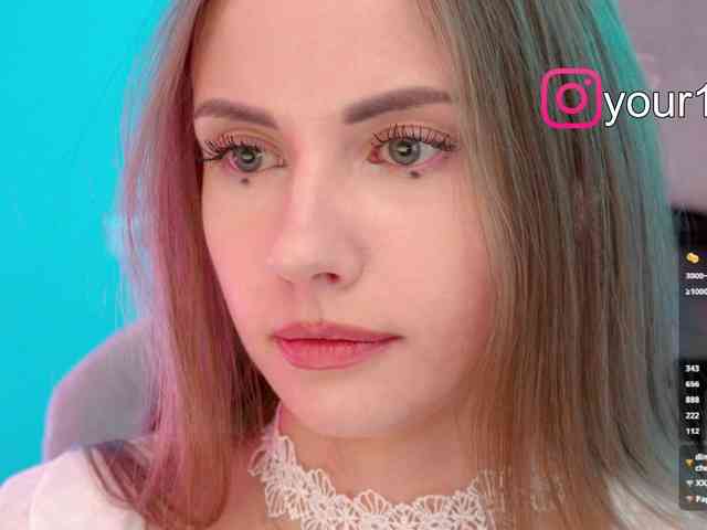 VikkiExtraCheese webcam