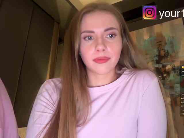 VikkiExtraCheese webcam