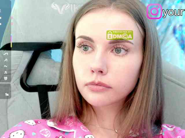 VikkiExtraCheese webcam