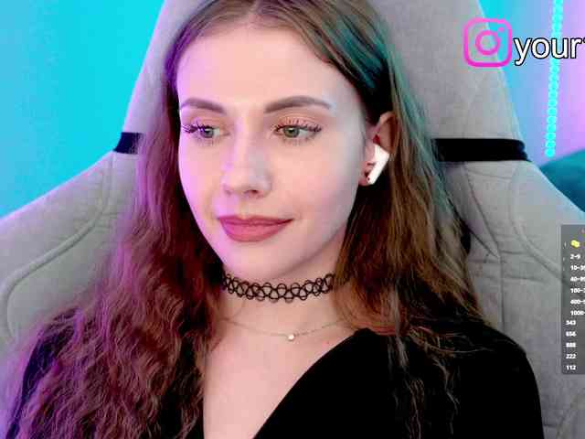 VikkiExtraCheese webcam