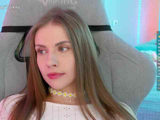 VikkiExtraCheese webcam