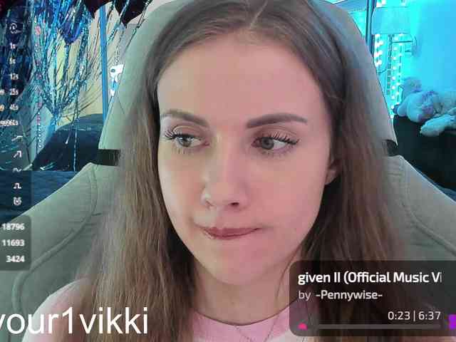 VikkiExtraCheese webcam