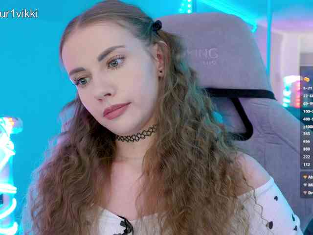 VikkiExtraCheese webcam