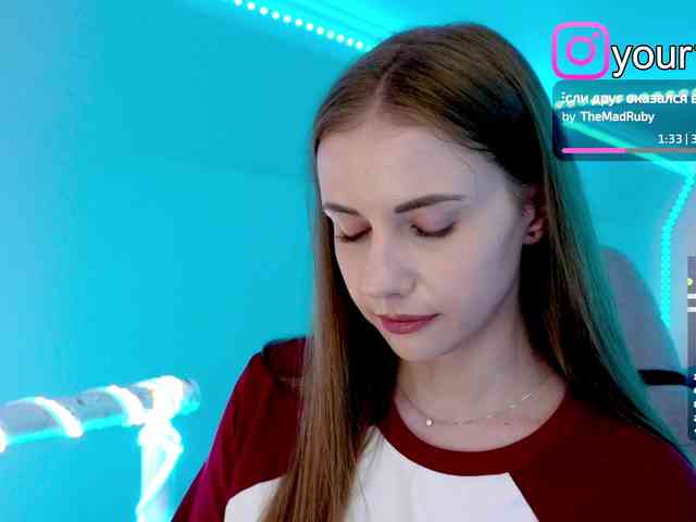 VikkiExtraCheese webcam