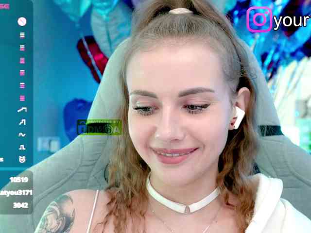 -VikkiL0vesCheese-