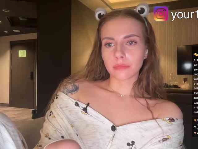 VikkiExtraCheese webcam