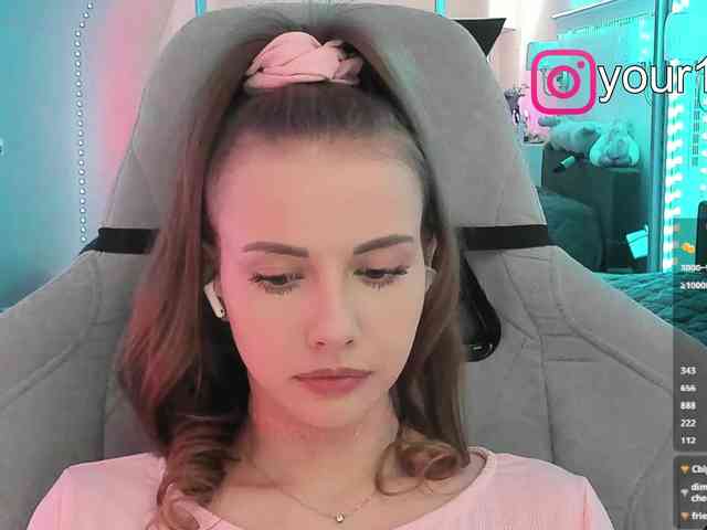 VikkiExtraCheese webcam