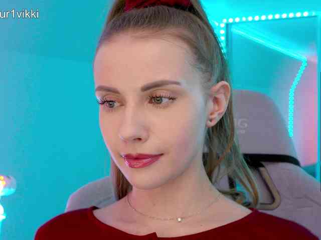 VikkiExtraCheese webcam