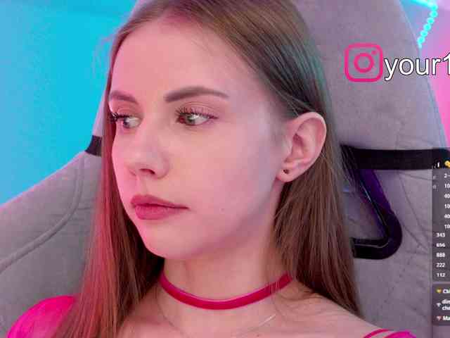 VikkiExtraCheese webcam