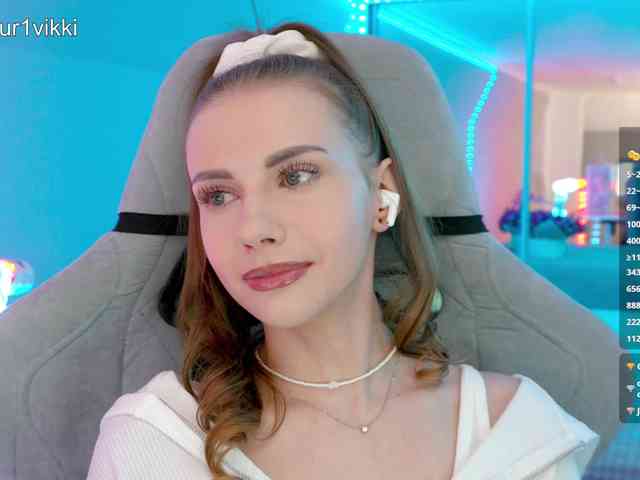 VikkiExtraCheese webcam