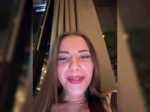 free live video chat -VikkiL0vesCheese-
