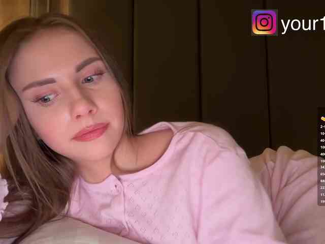 VikkiExtraCheese webcam