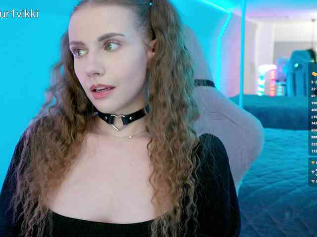 VikkiExtraCheese webcam