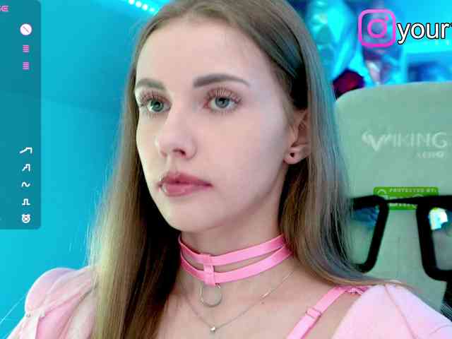 VikkiExtraCheese webcam
