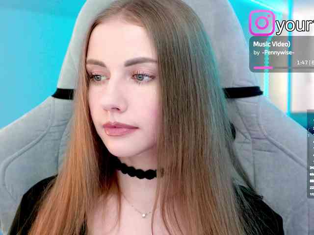 -VikkiL0vesCheese-