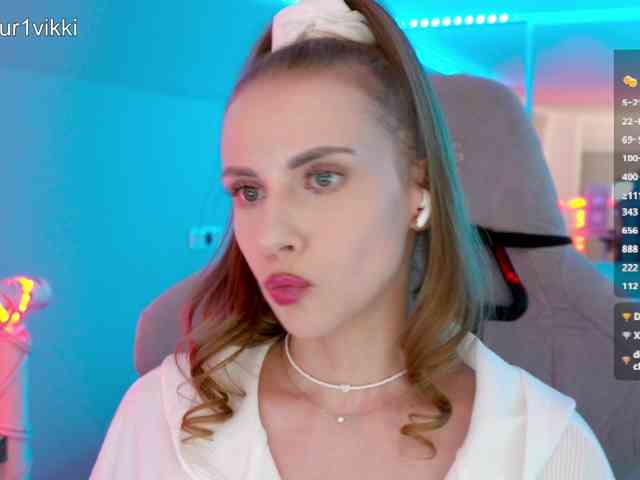 -VikkiL0vesCheese- -VikkiL0vesCheese-