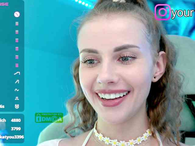 VikkiExtraCheese webcam