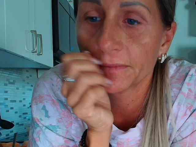 MayaMercixoxo webcam