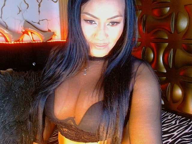 blackambar's BongaCams show and profile