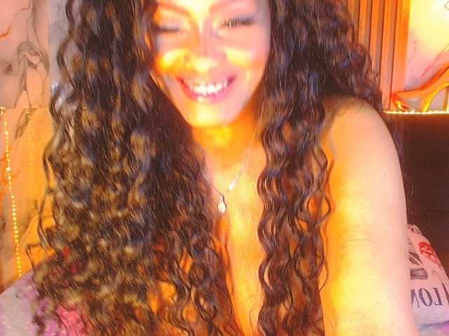 blackambar's BongaCams show and profile