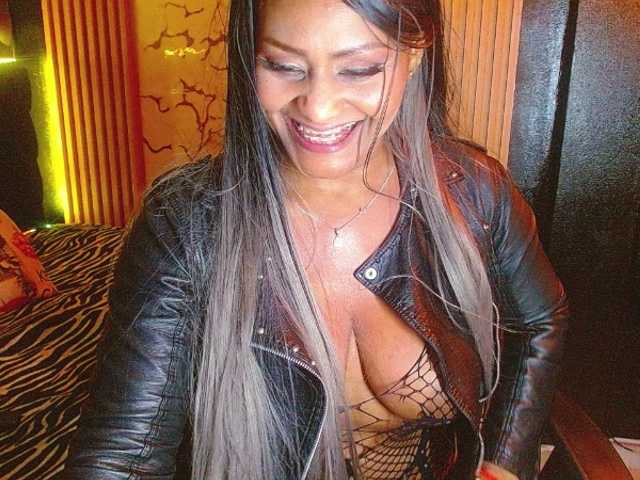 blackambar Live Cam on BongaCams