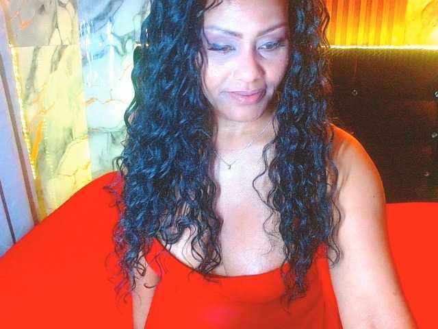 blackambar's BongaCams show and profile