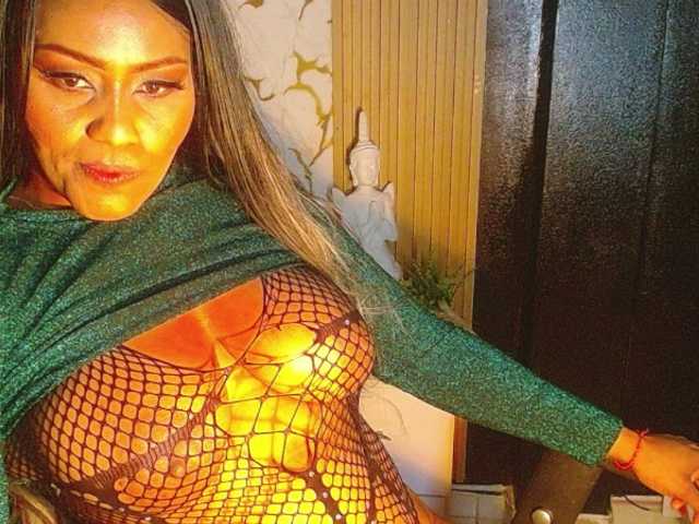 blackambar Live Cam on BongaCams