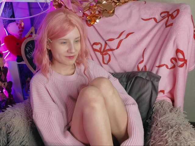 plushsara's BongaCams show and profile