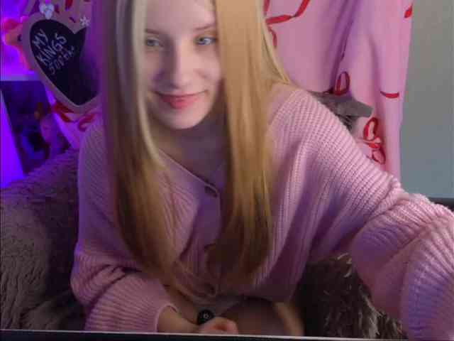 plushsara webcam