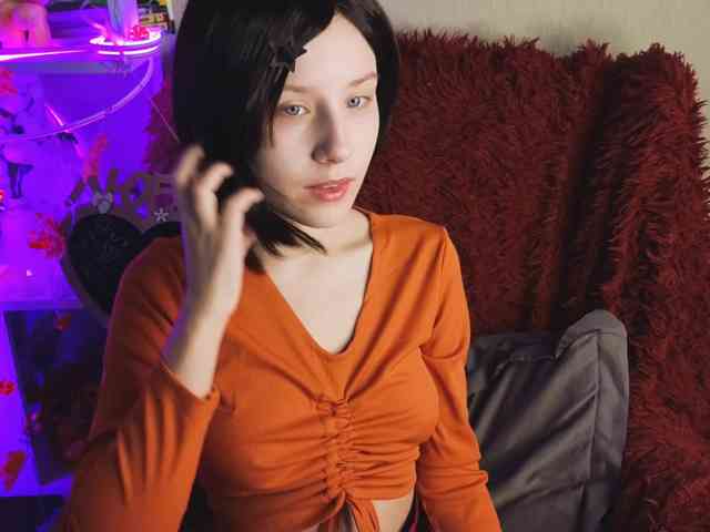 plushsara webcam