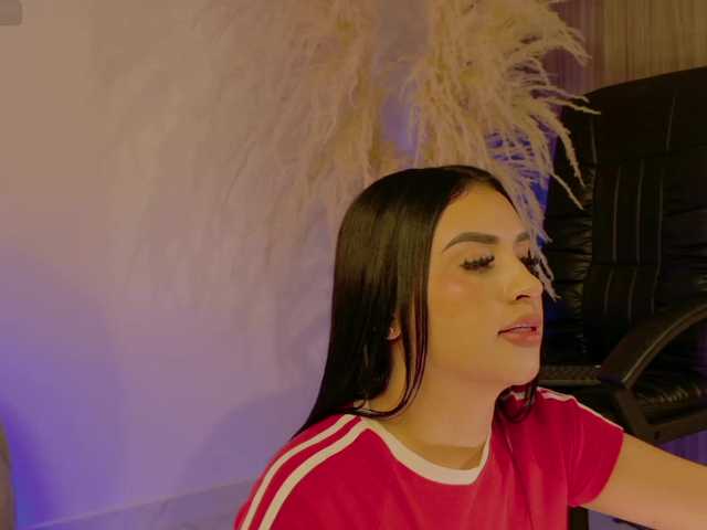 LindseyMoss's BongaCams show and profile