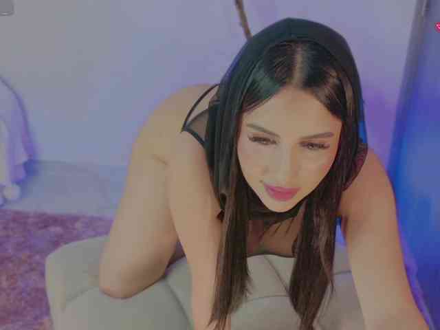 LindseyMoss LindseyMoss