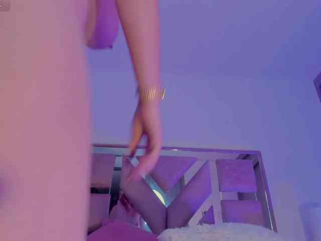 LindseyMoss webcam