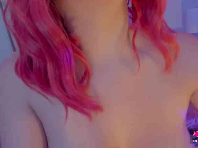 nude amateur LindseyMoss
