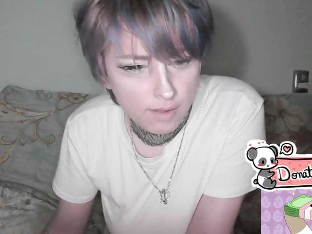 Molly-uwu's BongaCams show and profile