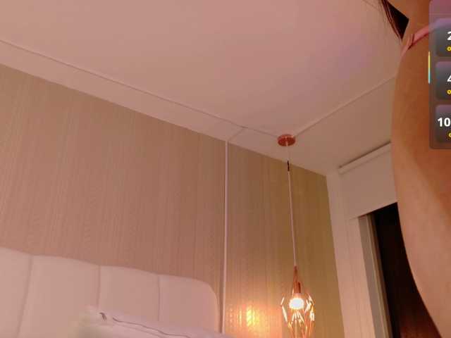 Mia-Starr's BongaCams show and profile