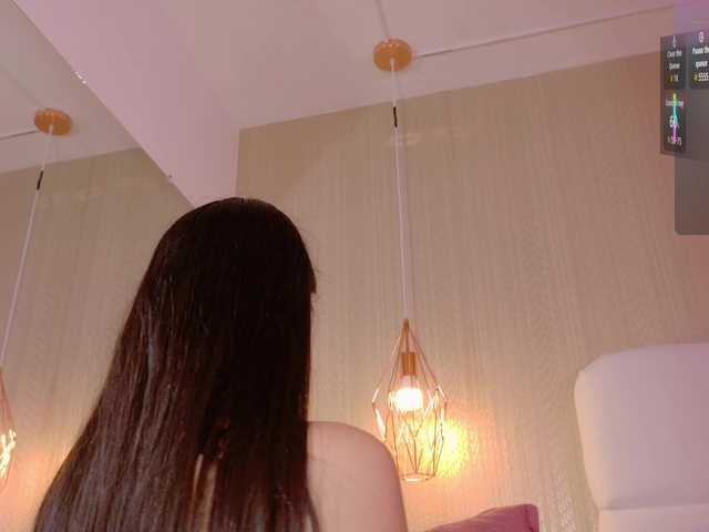 Mia-Starr's BongaCams show and profile