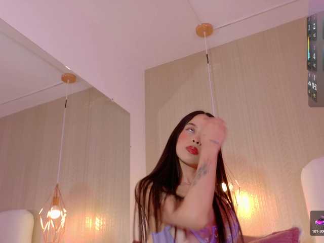 Mia-Starr's BongaCams show and profile