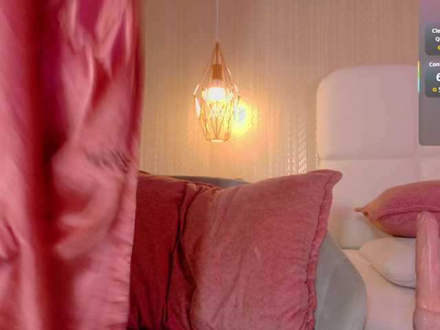 Mia-Starr's BongaCams show and profile