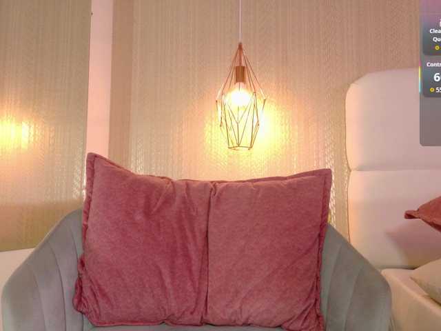 Mia-Starr's BongaCams show and profile