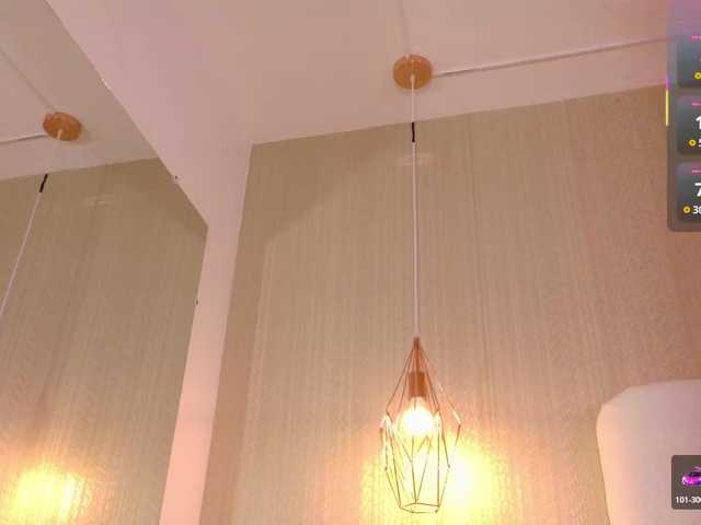 Mia-Starr's BongaCams show and profile