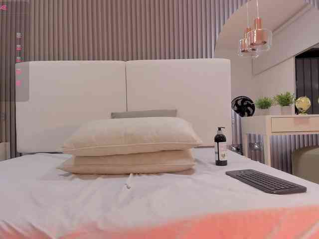 Mia-Starr webcam