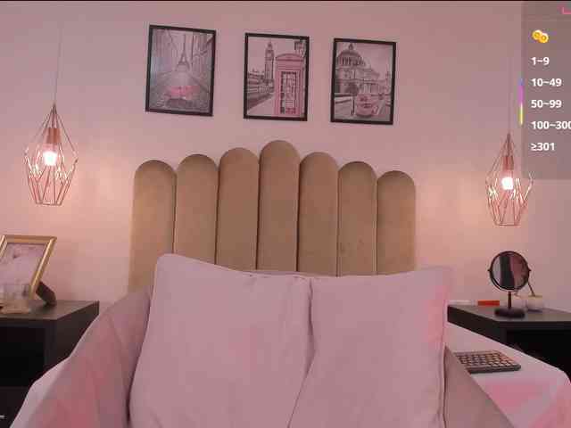 chat cam to cam Mia-Starr
